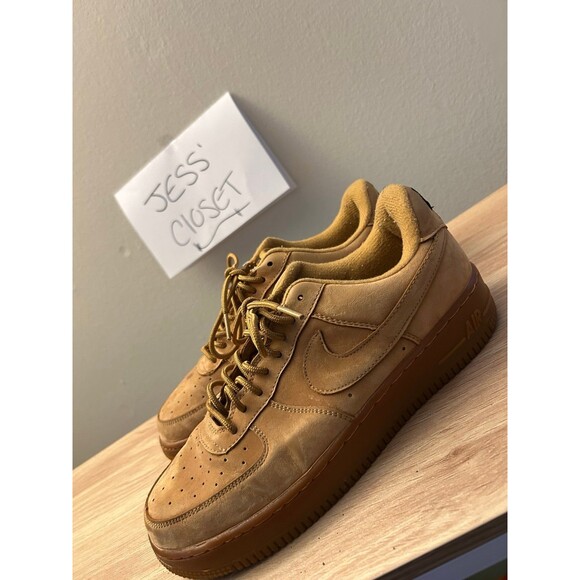Nike Other - Nike Men’s Air Force 1 Size 7 Low GS Flax Sneaker